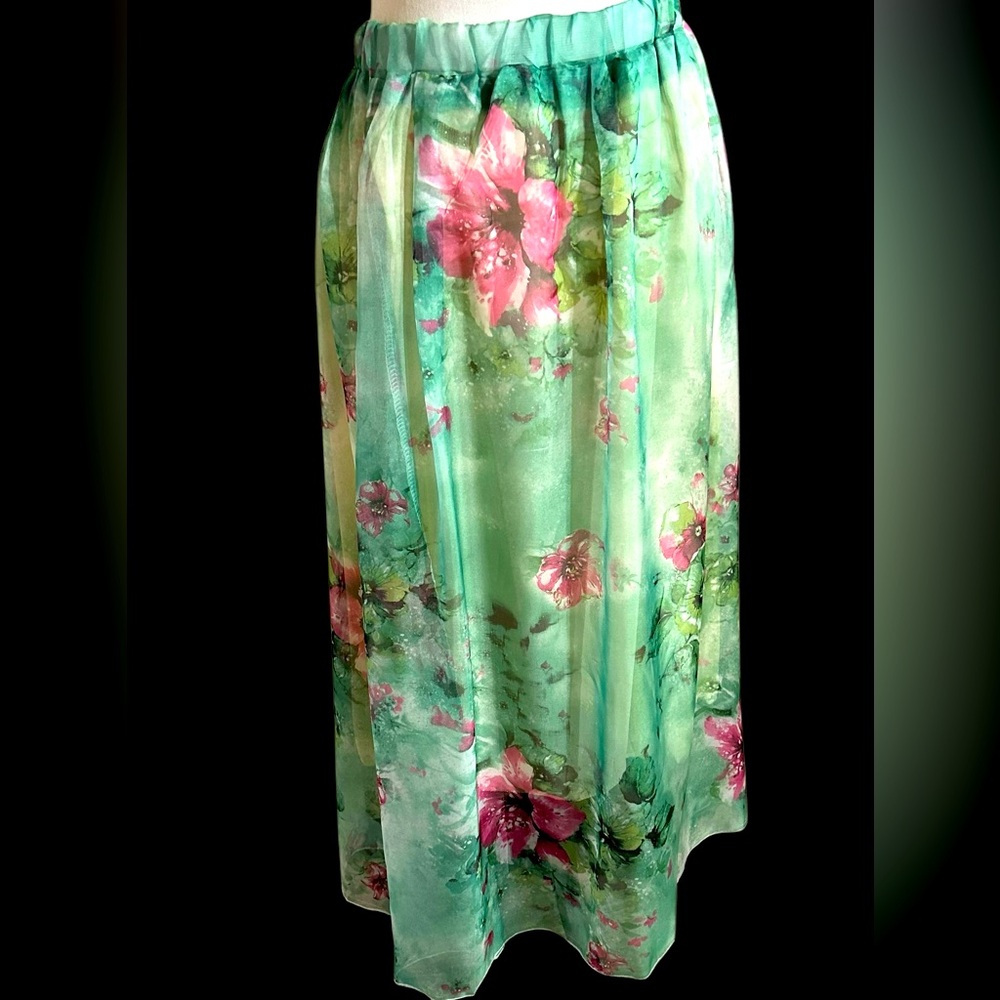 Filmy Floral Green Maxi Skirt fully lined and ready to party